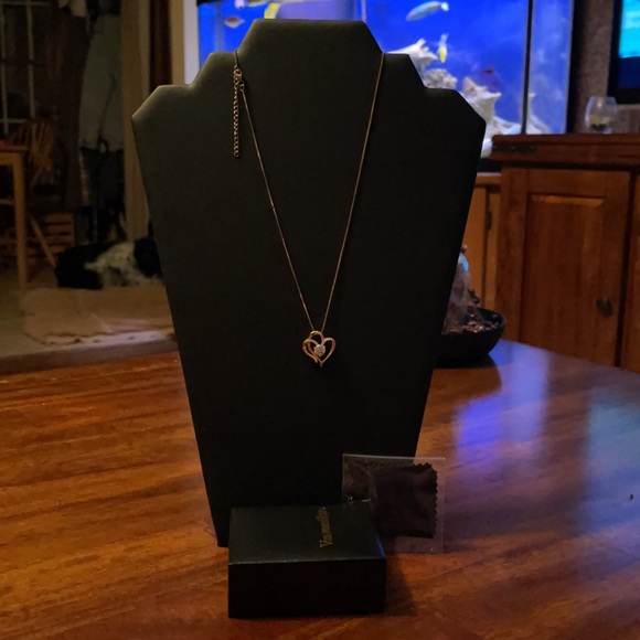 14K Rose Gold Plated Sterling Zirconia Heart Necklace NWOT 😍 PERFECT GIFT - Picture 3 of 16